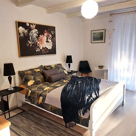 Popi 2 Appartement Klenovica Buitenkant foto